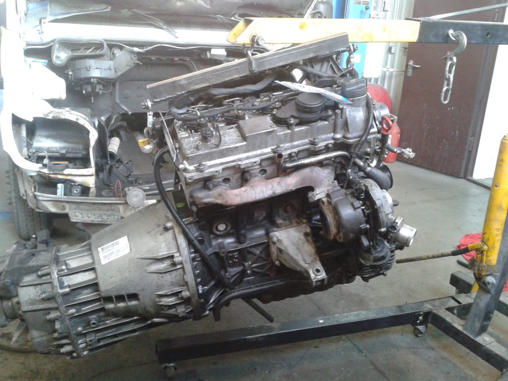 Ремонт двигателя OM611 Mercedes-Benz Sprinter